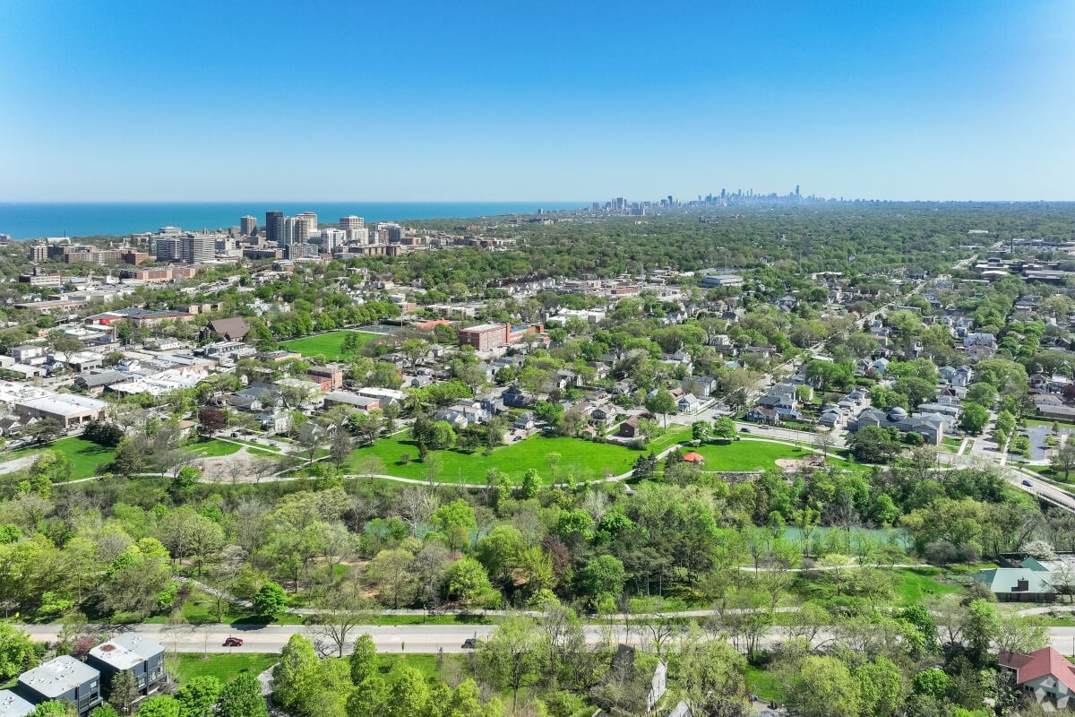 The 7 Best Chicago Suburbs for Renters | Apartments.com